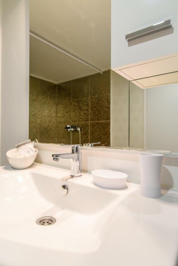 Studio Apartman Rea Трогір Екстер'єр фото
